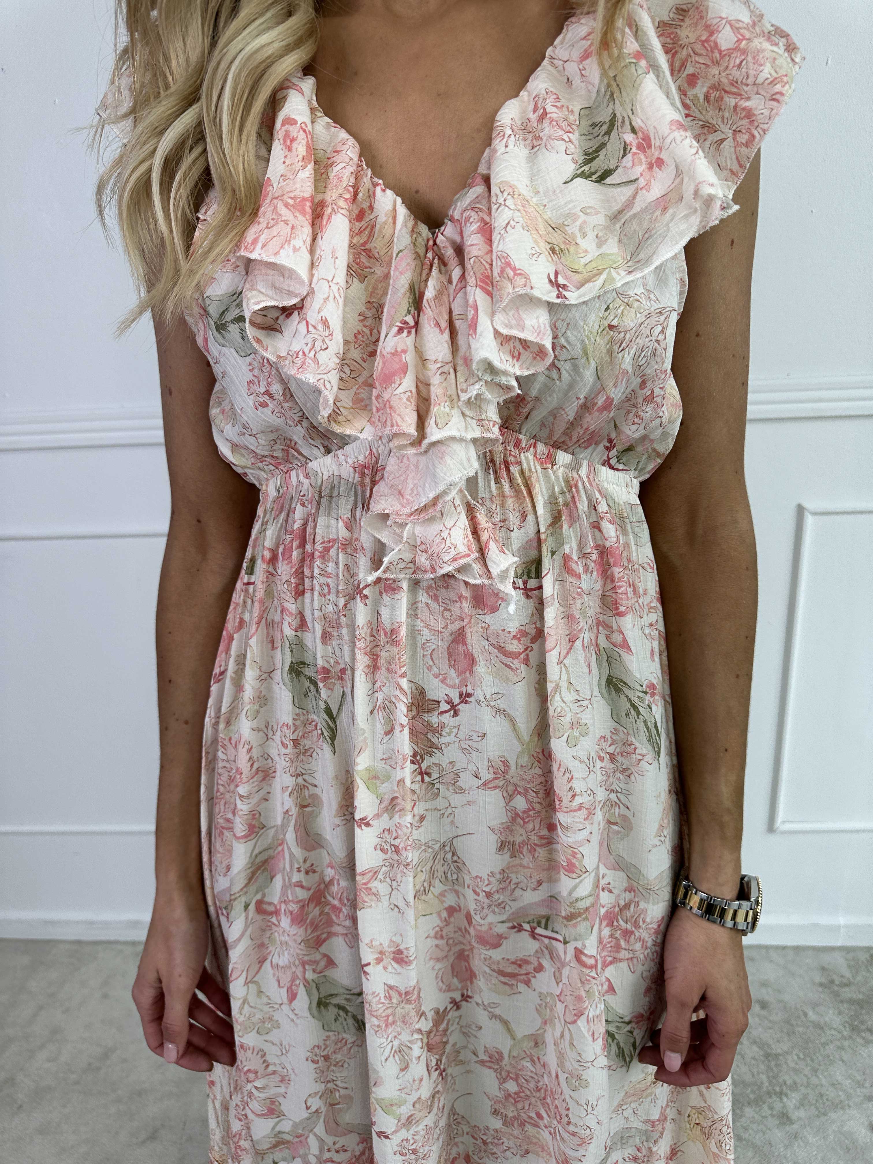 Daenerys - Sød sommerkjole i viskose med flæser og blomster